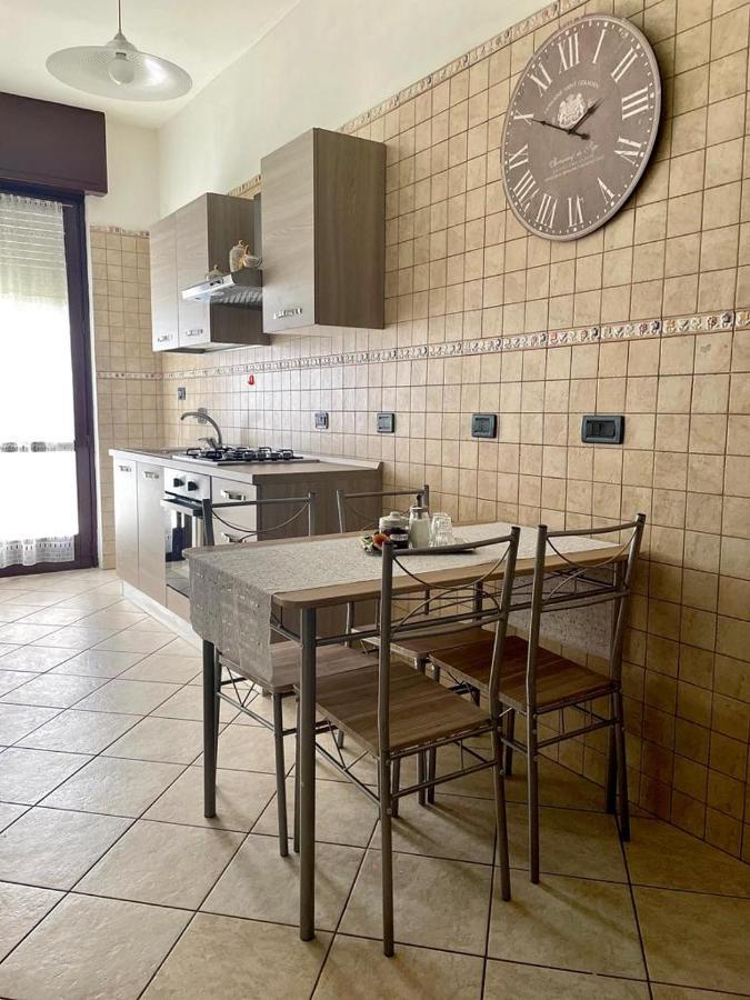 L'Anima Del Viaggio A Torino Apartment Bagian luar foto