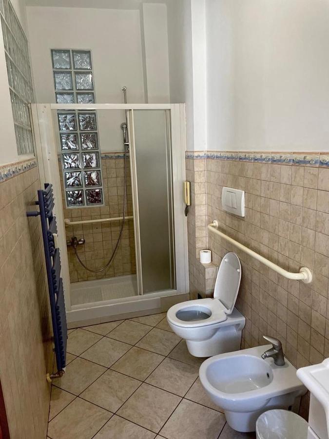 L'Anima Del Viaggio A Torino Apartment Bagian luar foto
